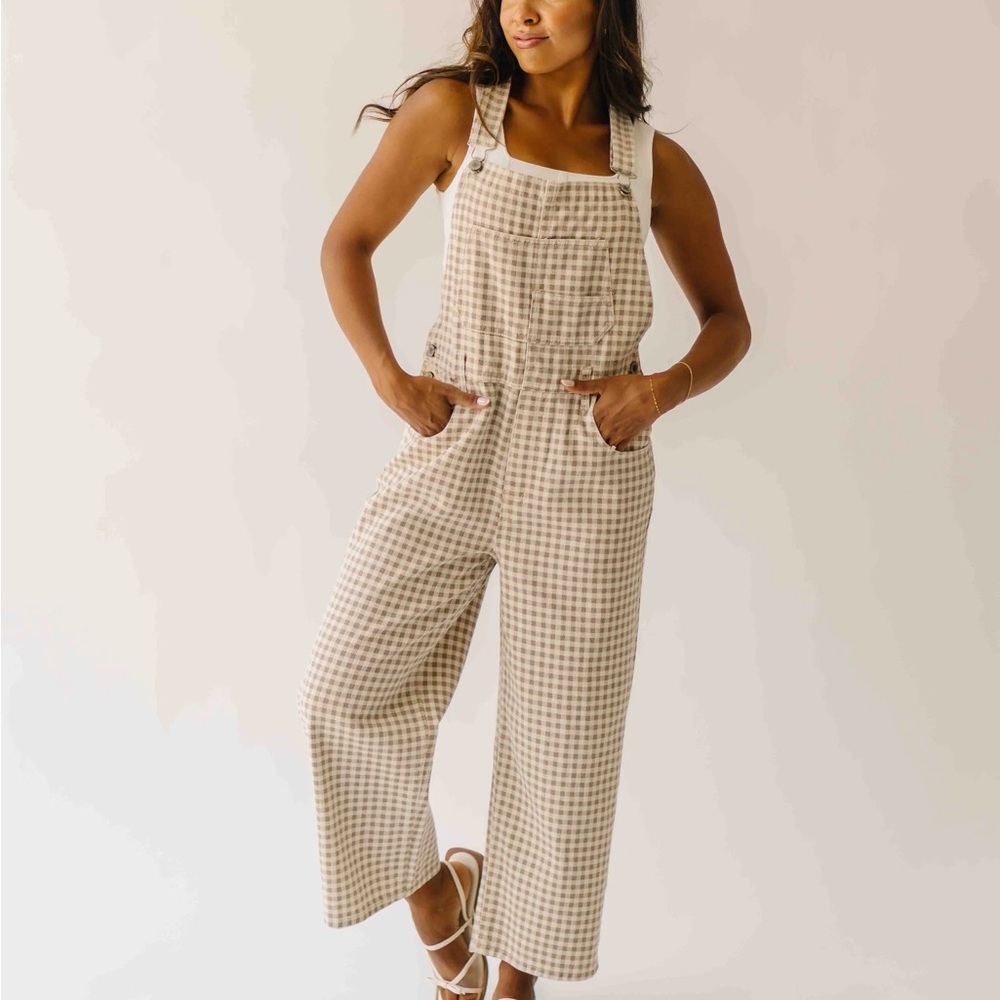 Stylish Beige Checkered Women's Jumpsuit